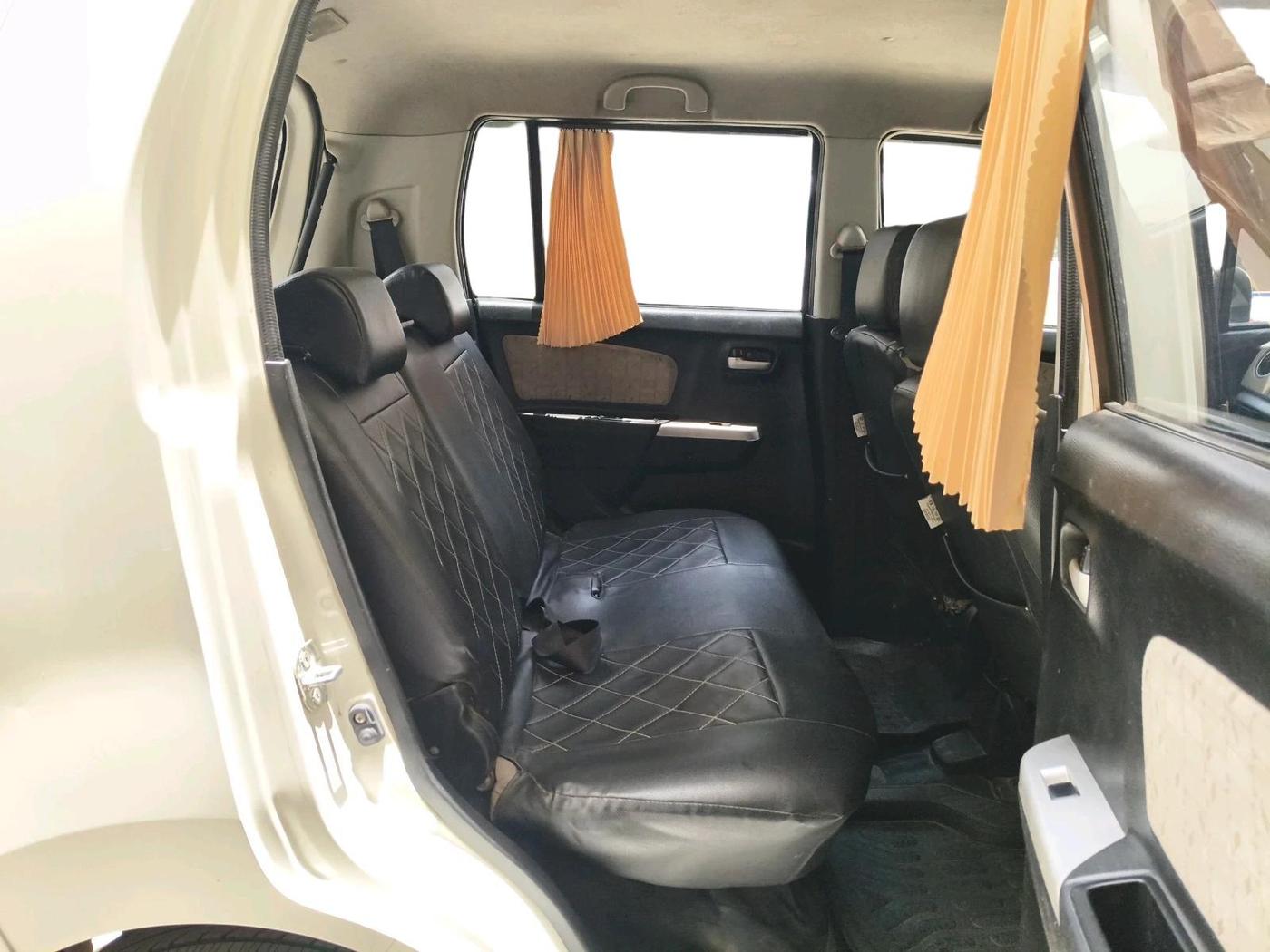 2014 Maruti Wagon R 1.0 VXI, CNG, Manual, 72,197 km, interior