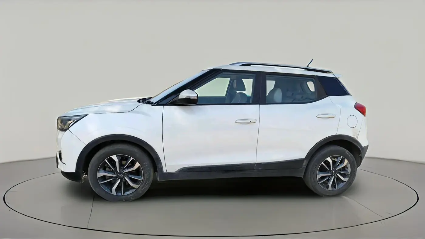 2019 Mahindra XUV300 W8 (O) 1.5 DIESEL, Diesel, Manual, 1,85,741 km, exterior