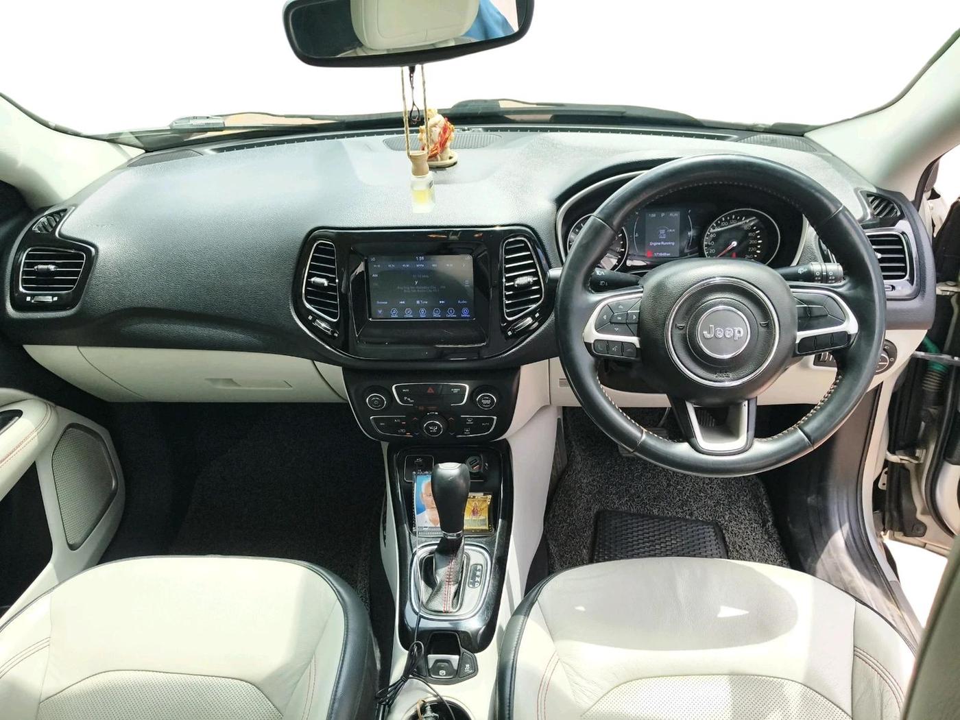 2017 Jeep Compass LIMITED 1.4 PETROL AT, Petrol, Automatic, 1,71,646 km, interior
