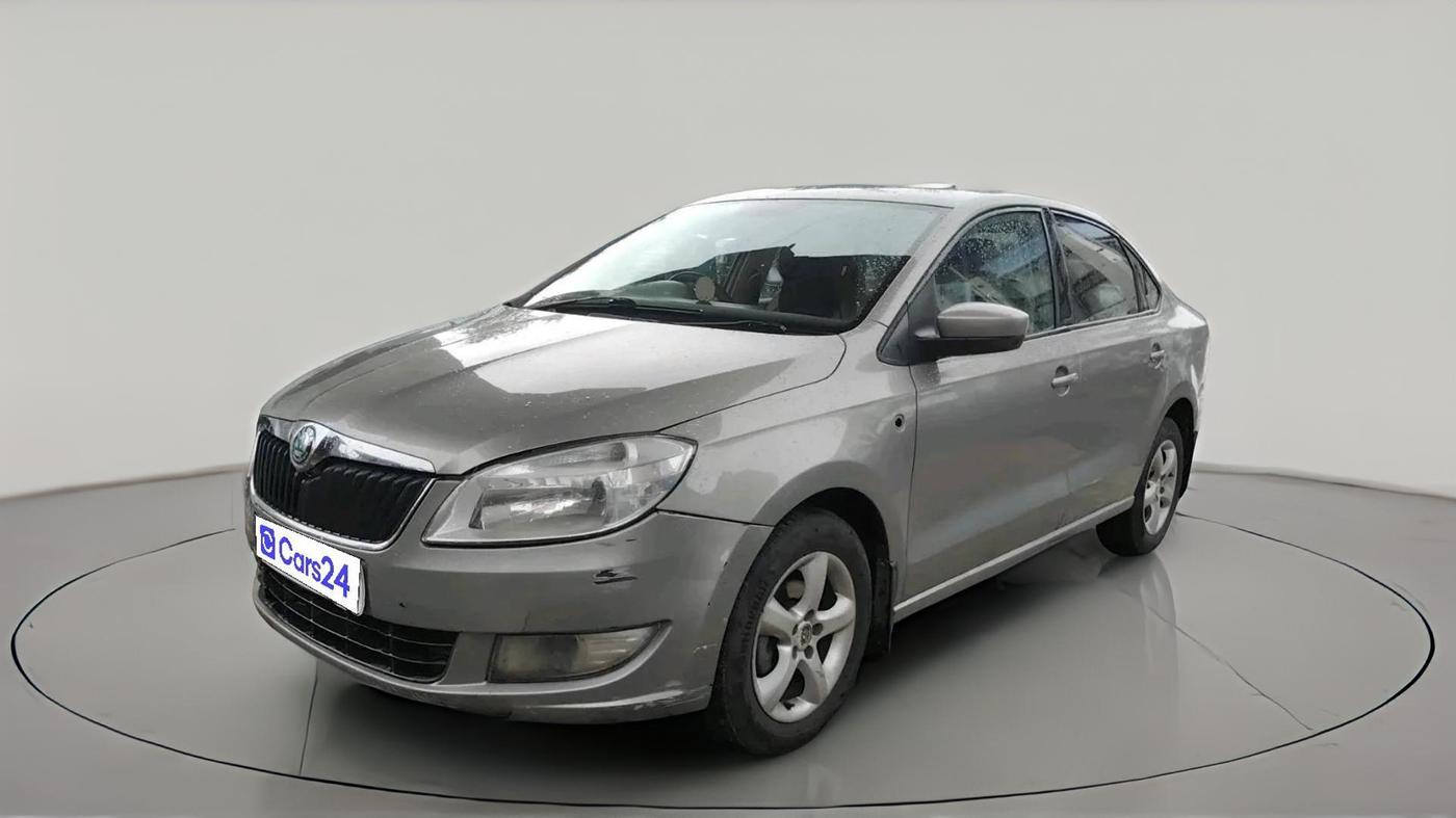 2013 Skoda Rapid ELEGANCE 1.6 TDI CR MT, Diesel, Manual, 1,65,832 km, exterior