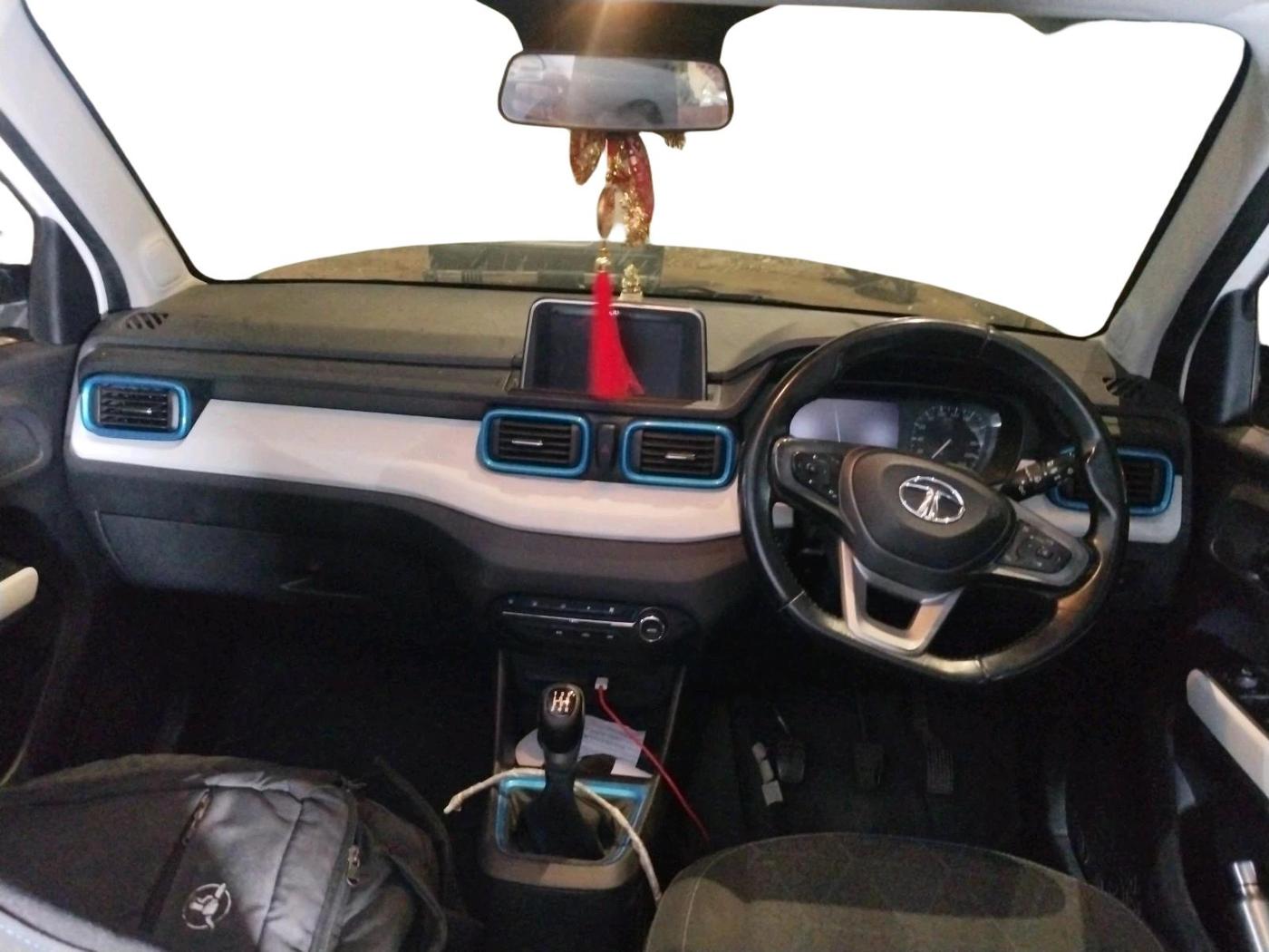 2021 Tata PUNCH CREATIVE  1.2 RTN DUAL TONE, Petrol, Manual, 48,110 km, interior