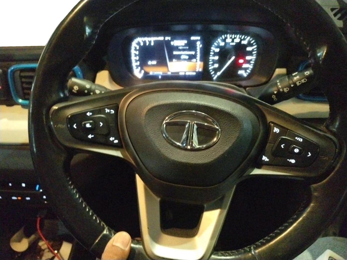 2021 Tata PUNCH CREATIVE  1.2 RTN DUAL TONE, Petrol, Manual, 48,110 km, interior