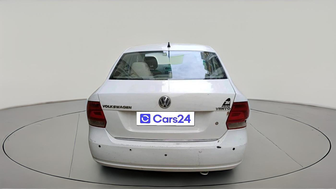 2011 Volkswagen Vento HIGHLINE 1.6 MPI, CNG, Manual, 58,317 km, exterior