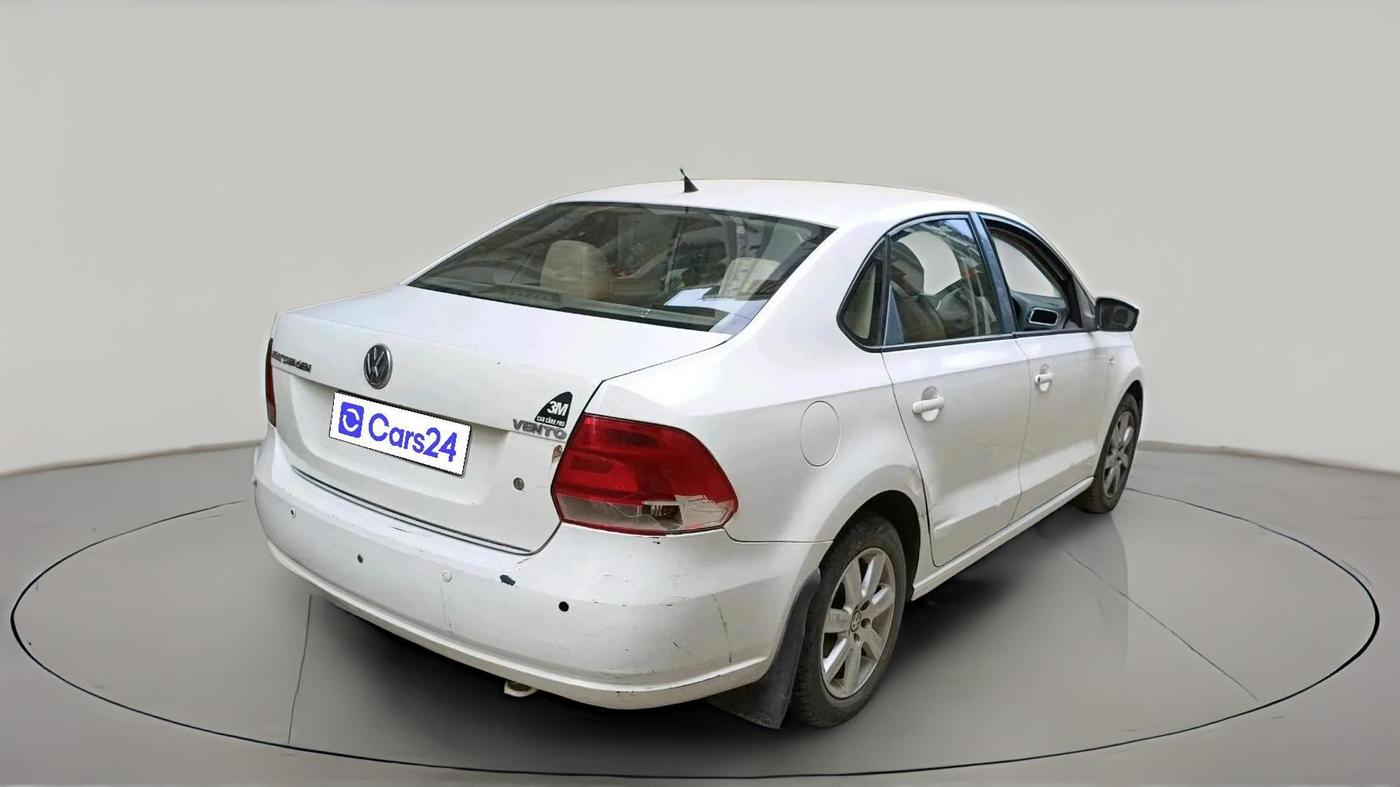 2011 Volkswagen Vento HIGHLINE 1.6 MPI, CNG, Manual, 58,317 km, exterior