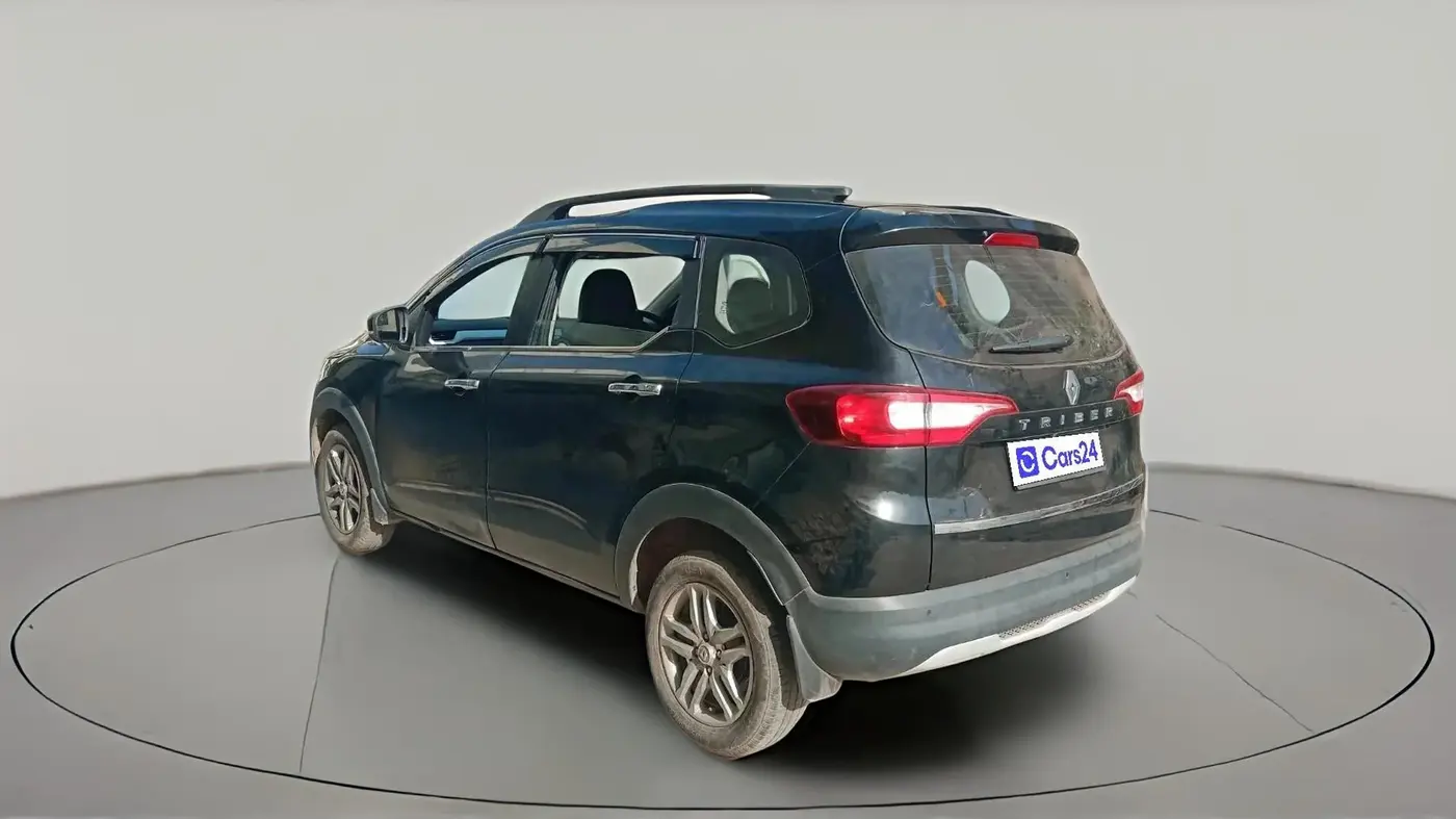 2024 Renault TRIBER RXZ, Petrol, Manual, 13,429 km, exterior