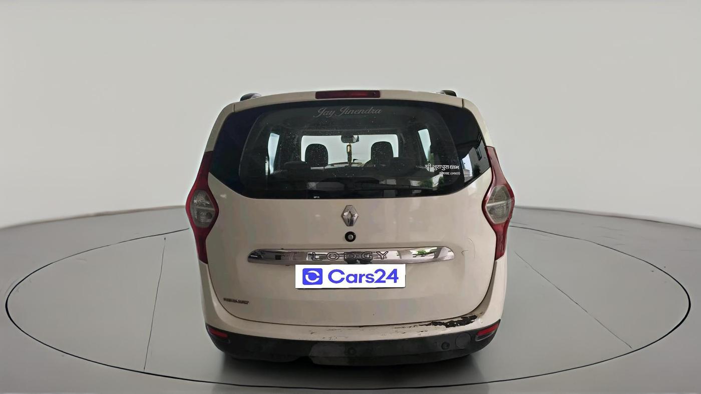 2015 Renault Lodgy 110 PS RXZ, Diesel, Manual, 1,15,886 km, exterior