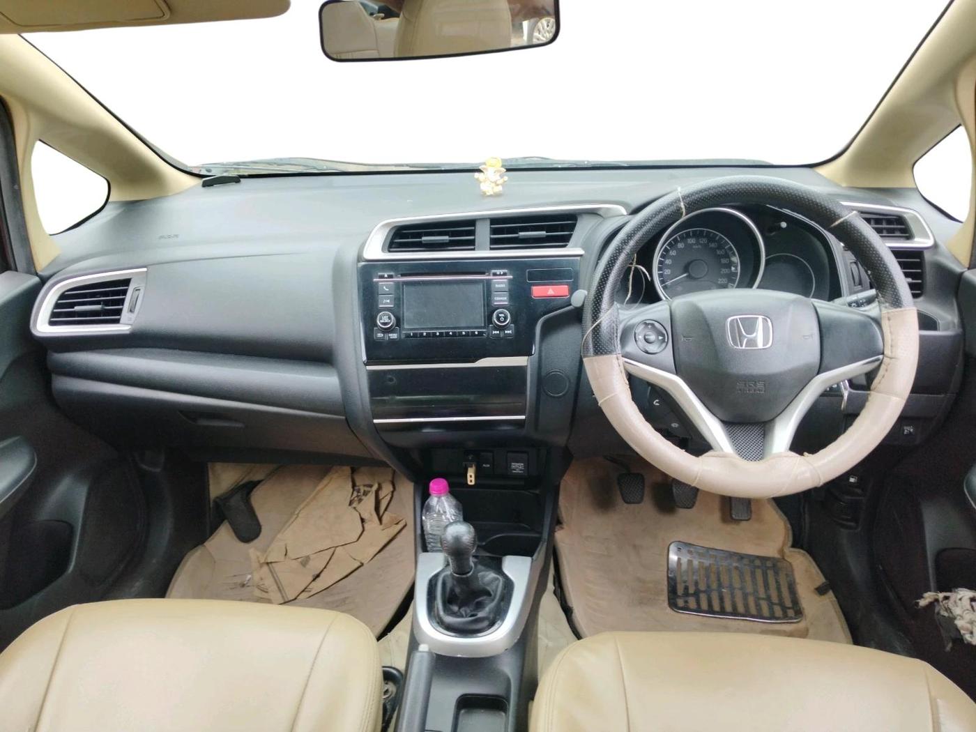 2016 Honda Jazz 1.5L I-DTEC V, Diesel, Manual, 86,537 km, interior