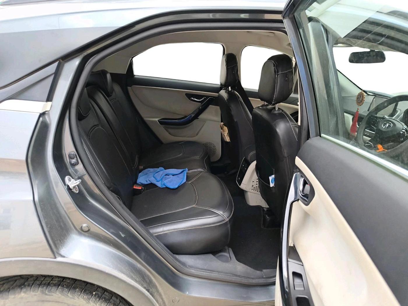 2022 Tata NEXON XZA PLUS PETROL, Petrol, Automatic, 35,285 km, interior