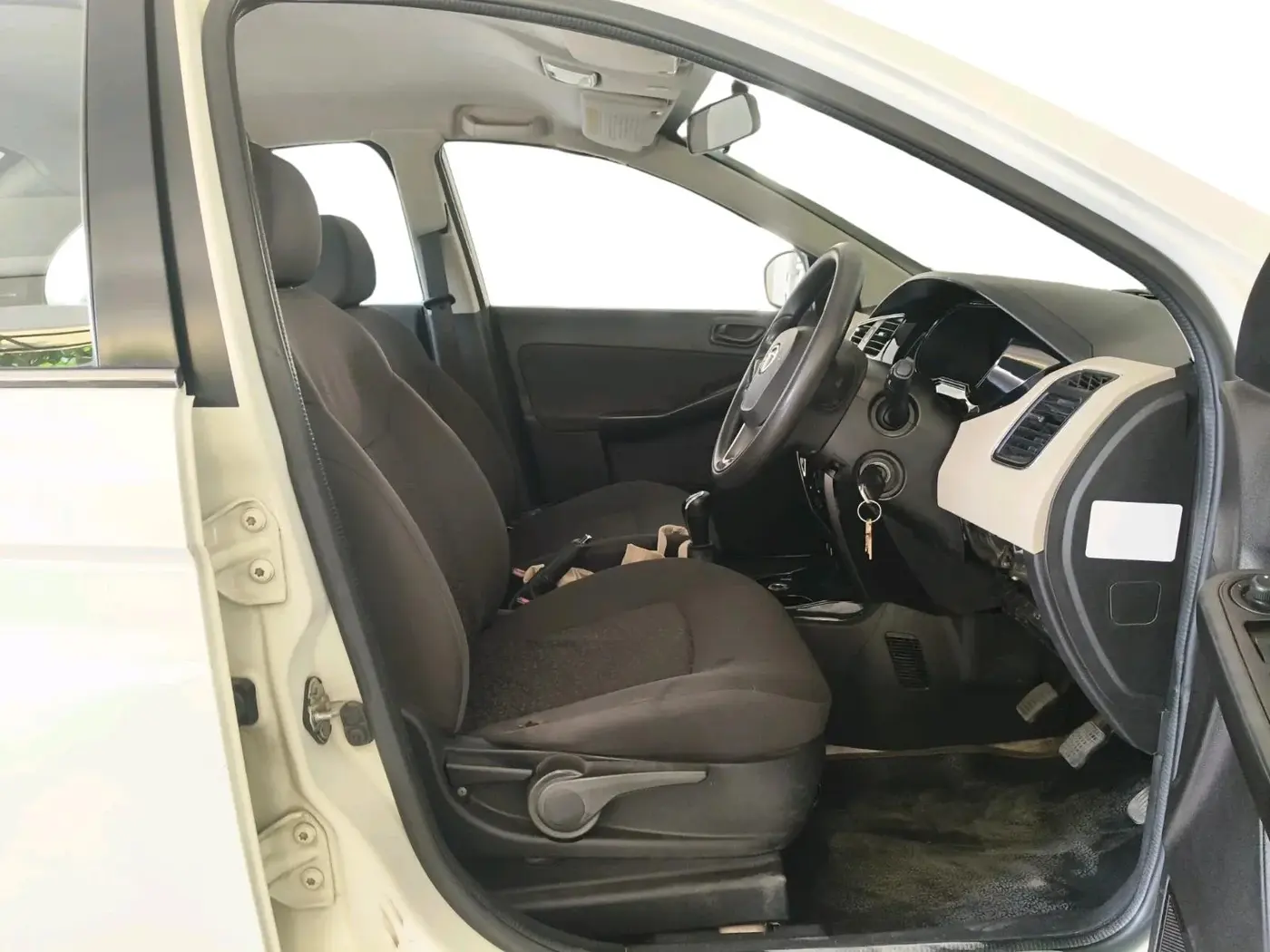 2014 Tata Zest XMS PETROL, Petrol, Manual, 95,350 km, interior