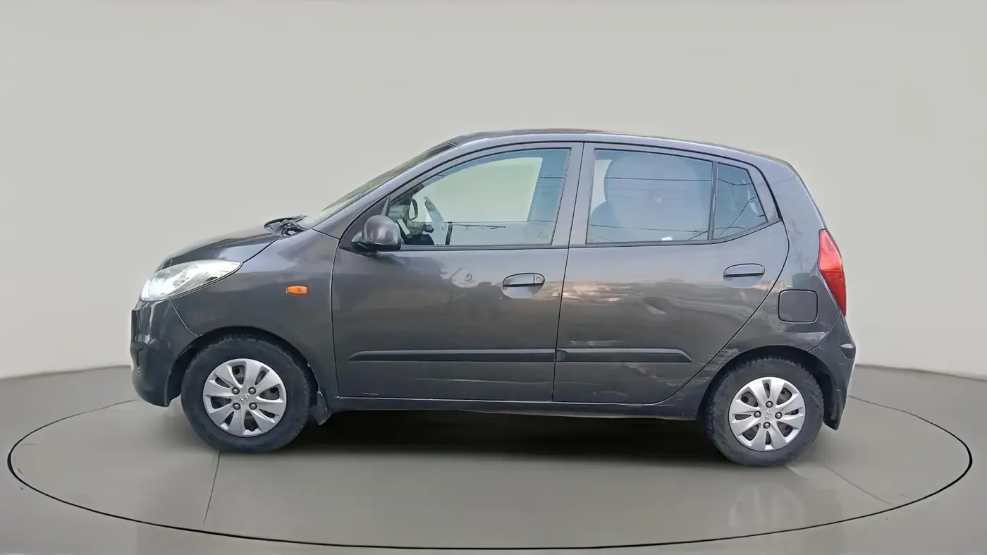 2012 Hyundai i10 MAGNA 1.1, CNG, Manual, 1,96,208 km, exterior