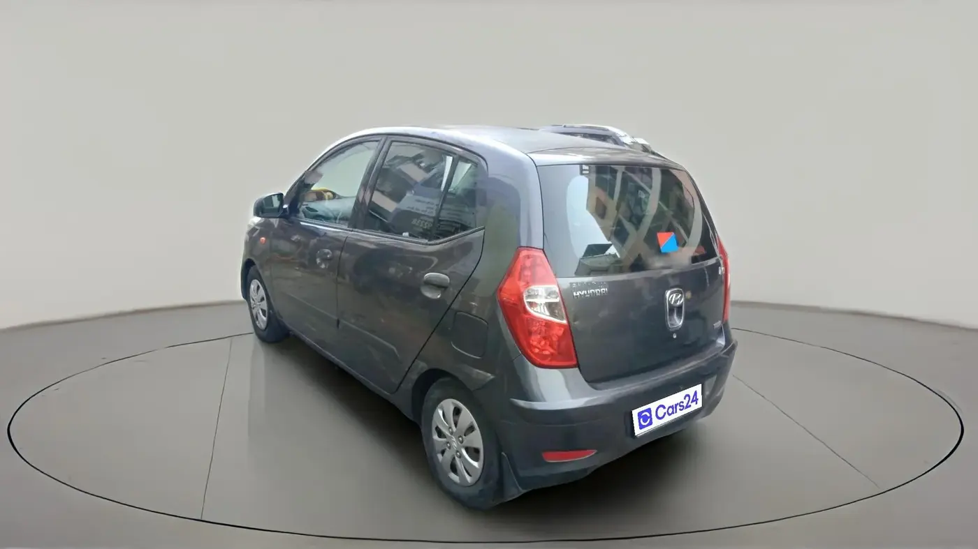 2012 Hyundai i10 MAGNA 1.1, CNG, Manual, 1,96,208 km, exterior