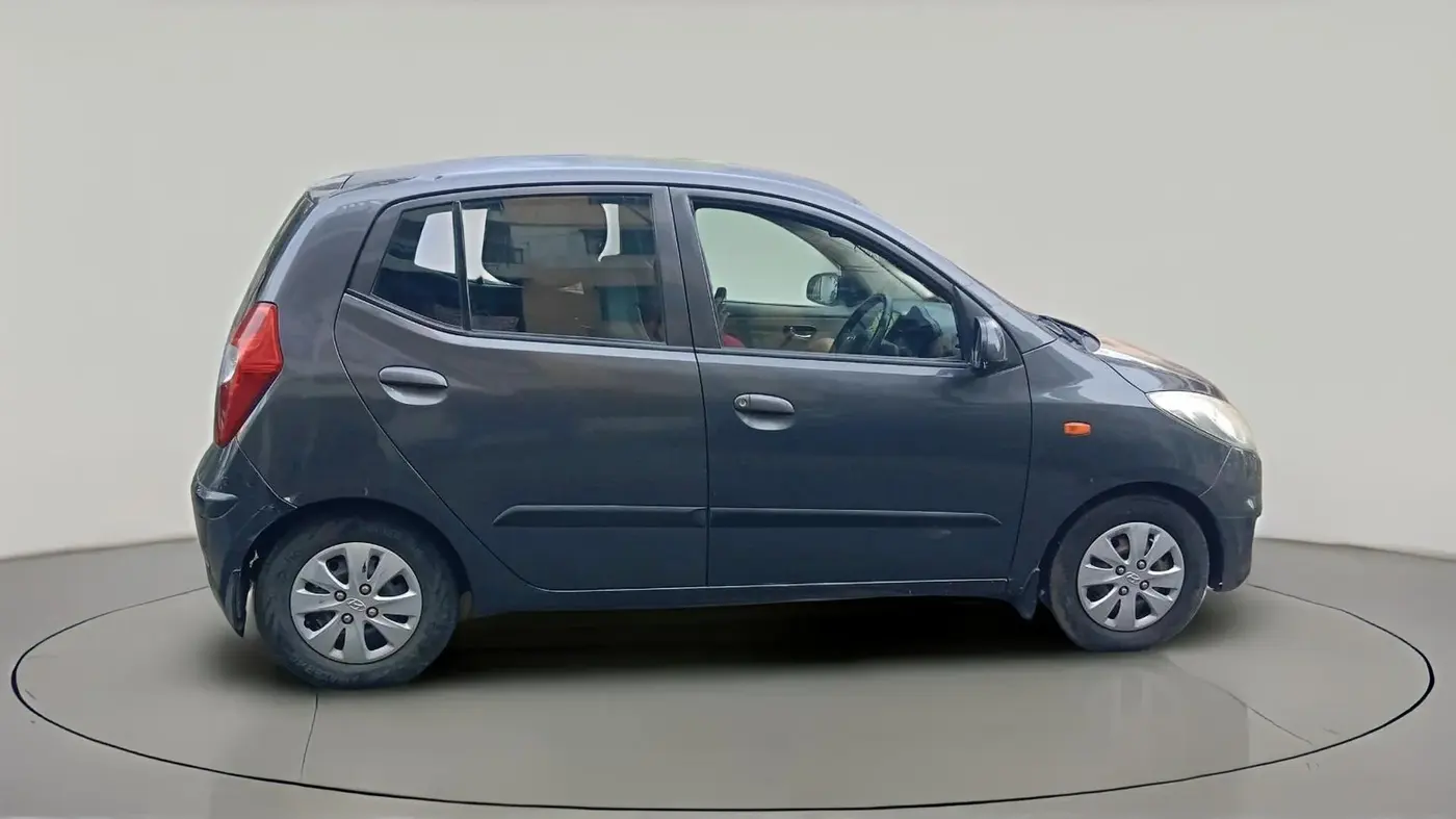 2012 Hyundai i10 MAGNA 1.1, CNG, Manual, 1,96,208 km, exterior