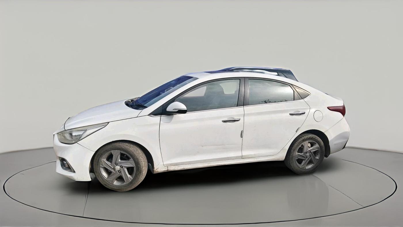 2017 Hyundai Verna 1.6 SX (O) CRDI MT, Diesel, Manual, 1,05,819 km, exterior