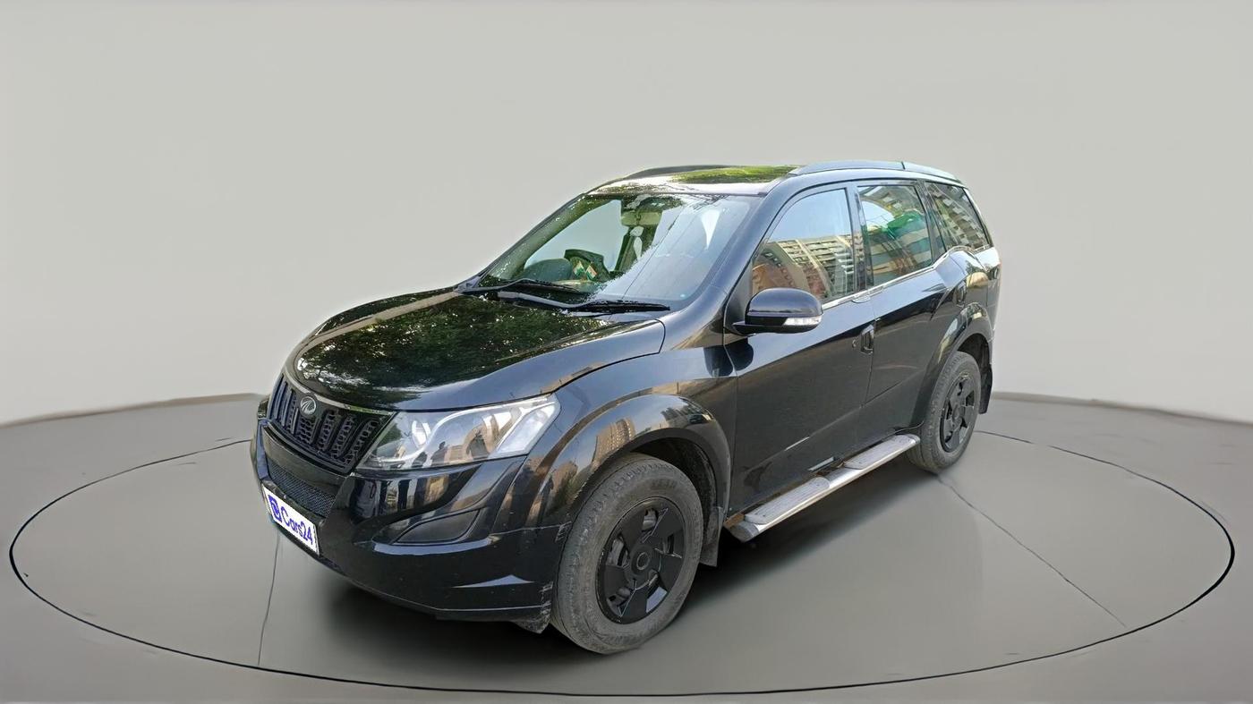 2017 Mahindra XUV500 W4, Diesel, Manual, 1,10,145 km, exterior