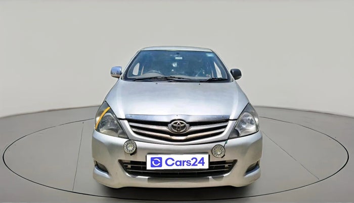 2007 Toyota Innova V 2.5 7 STR, Diesel, Manual, 2,60,722 km, exterior