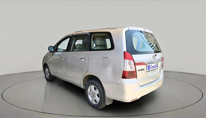 2007 Toyota Innova V 2.5 7 STR, Diesel, Manual, 2,60,722 km, exterior