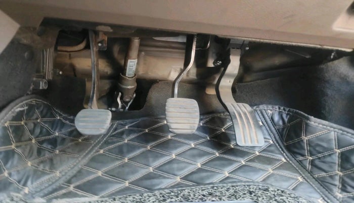 2016 Renault Duster 85 PS RXL DIESEL, Diesel, Manual, 83,366 km, interior