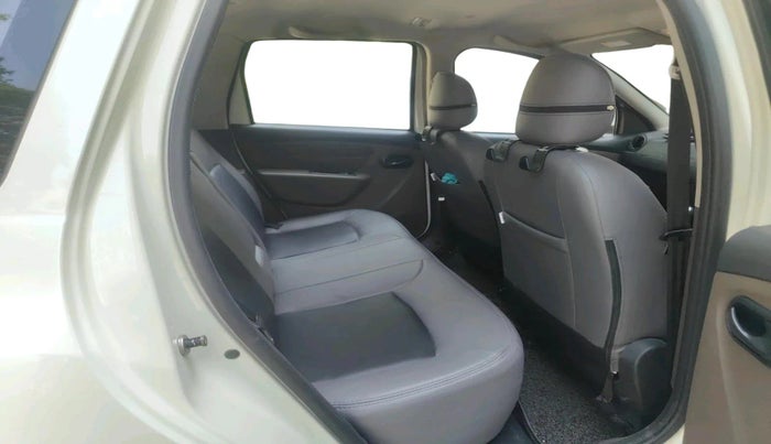 2016 Renault Duster 85 PS RXL DIESEL, Diesel, Manual, 83,366 km, interior