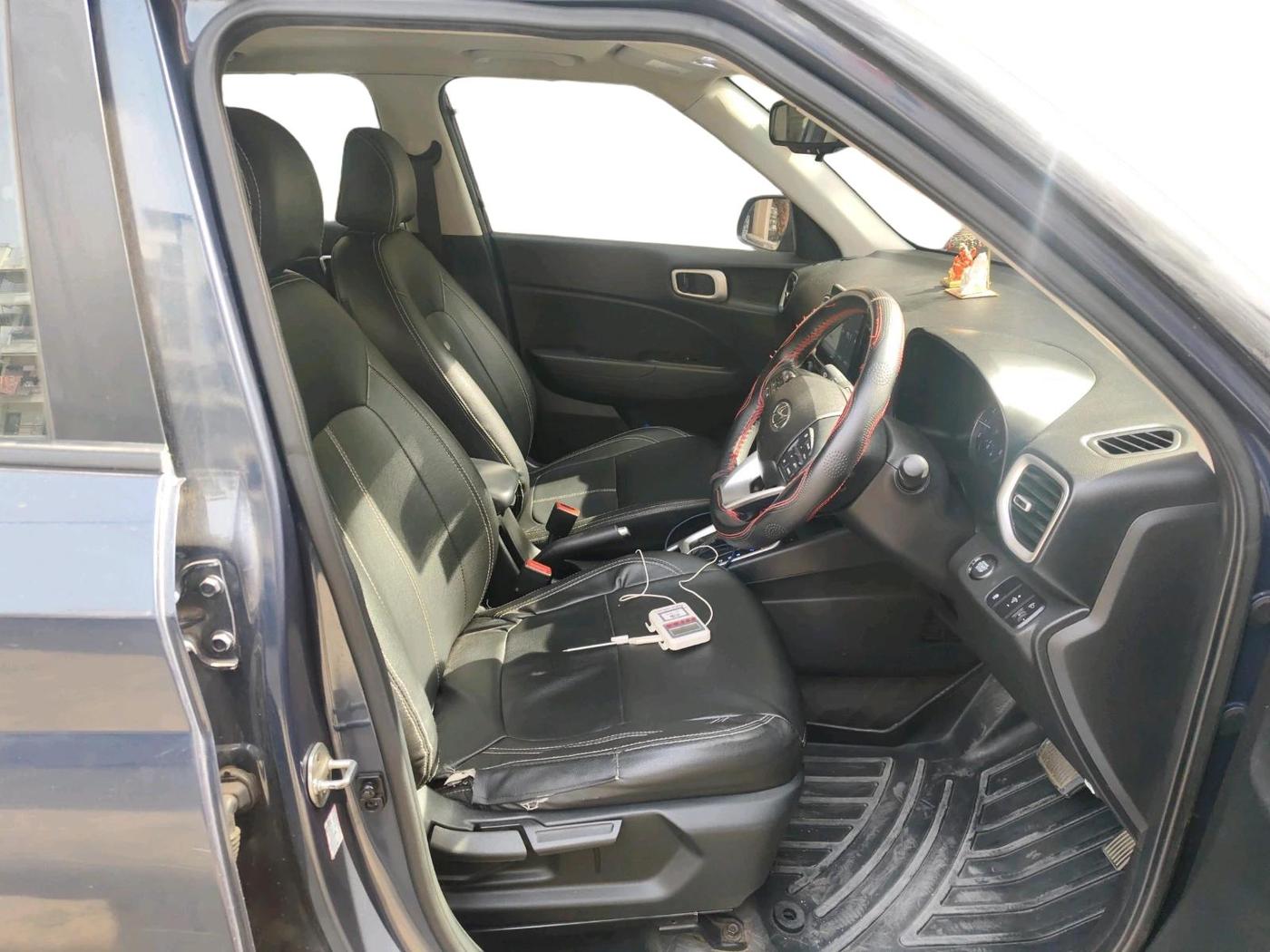 2019 Hyundai VENUE SX PLUS 1.0 TURBO DCT, Petrol, Automatic, 99,950 km, interior