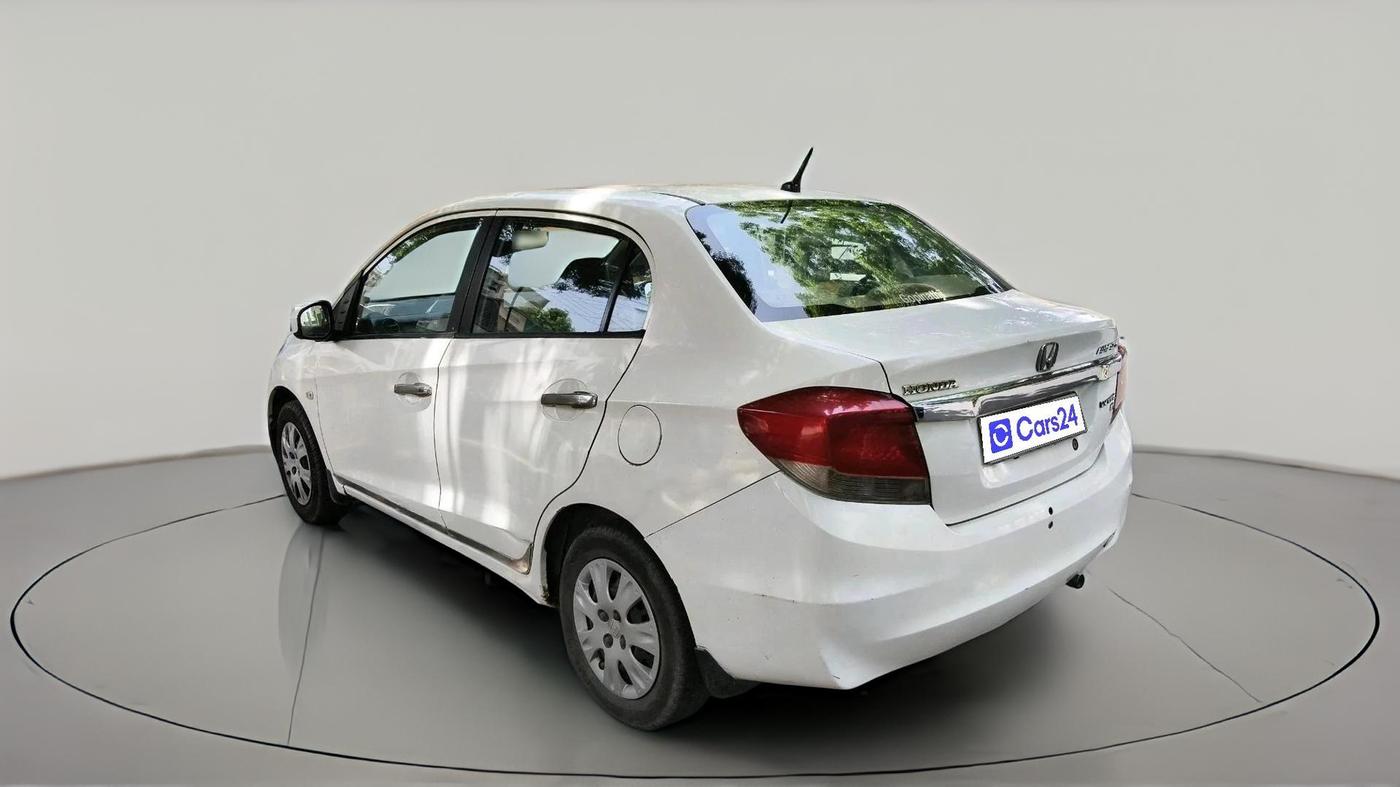 2014 Honda Amaze 1.2L I-VTEC S, CNG, Manual, 2,59,969 km, exterior