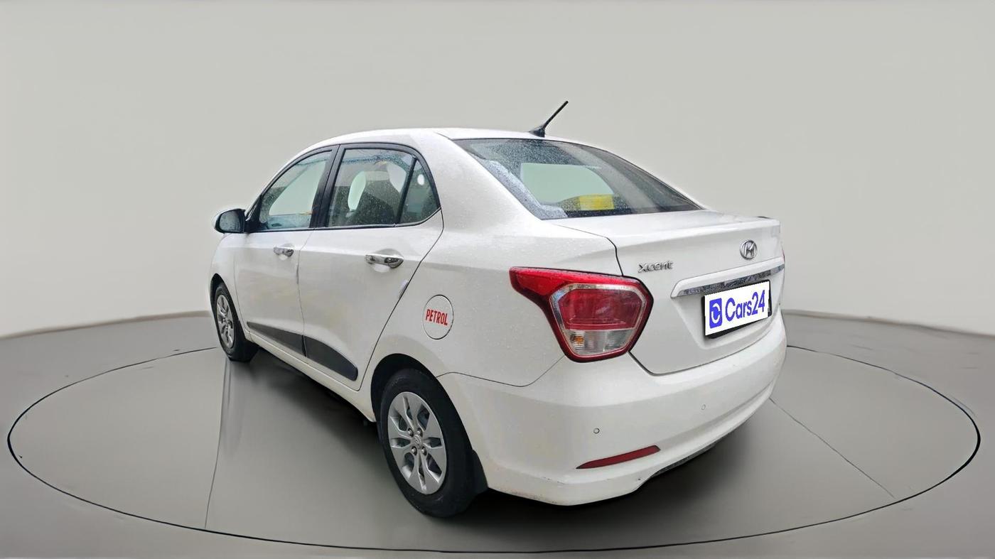 2016 Hyundai Xcent S 1.2, Petrol, Manual, 1,12,234 km, exterior