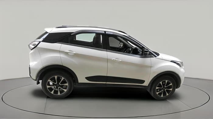 2021 Tata NEXON XZA PLUS SUNROOF PETROL, Petrol, Automatic, 61,768 km, exterior