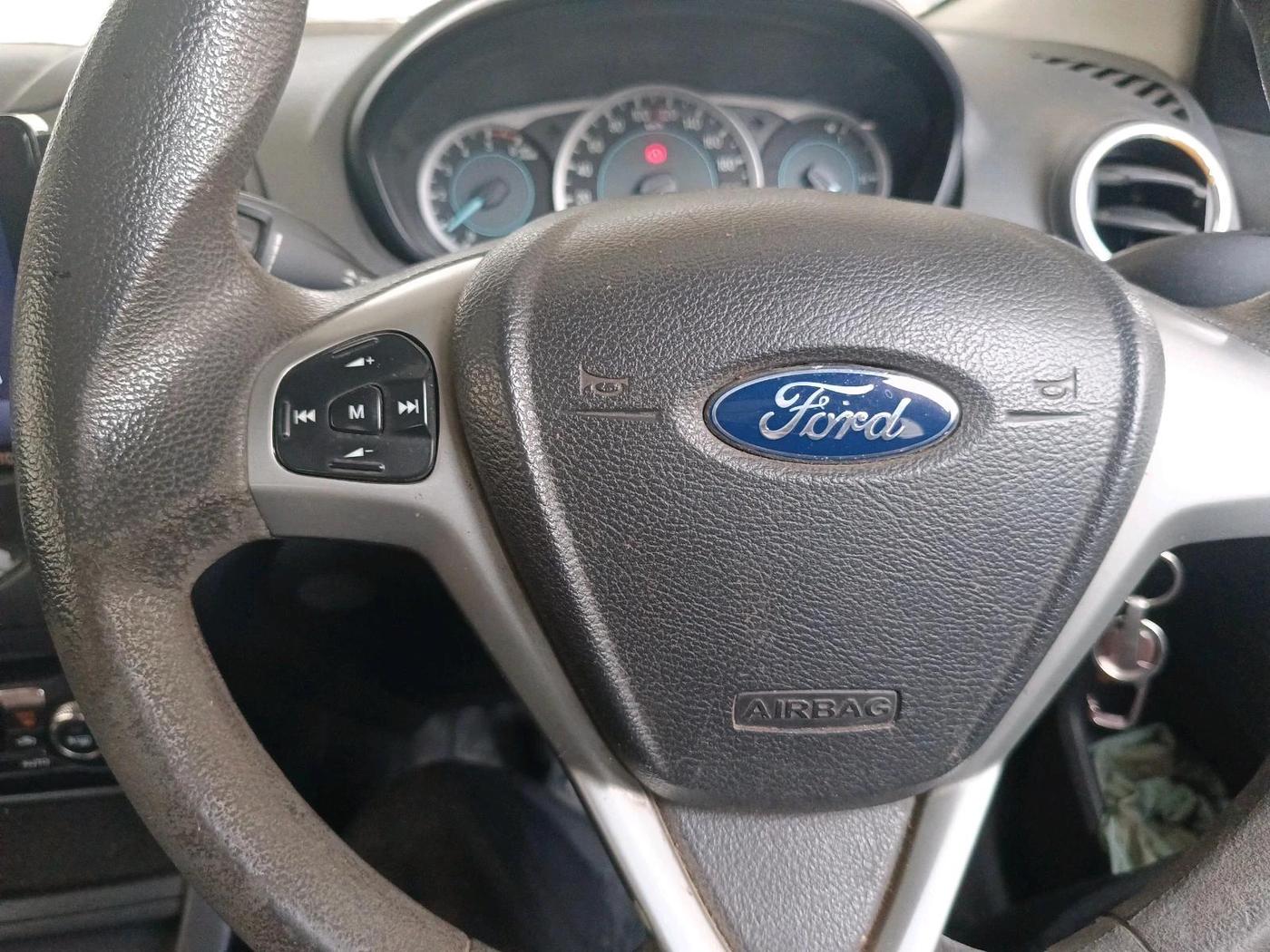 2017 Ford New Figo TITANIUM1.5 DIESEL, Diesel, Manual, 1,52,239 km, interior