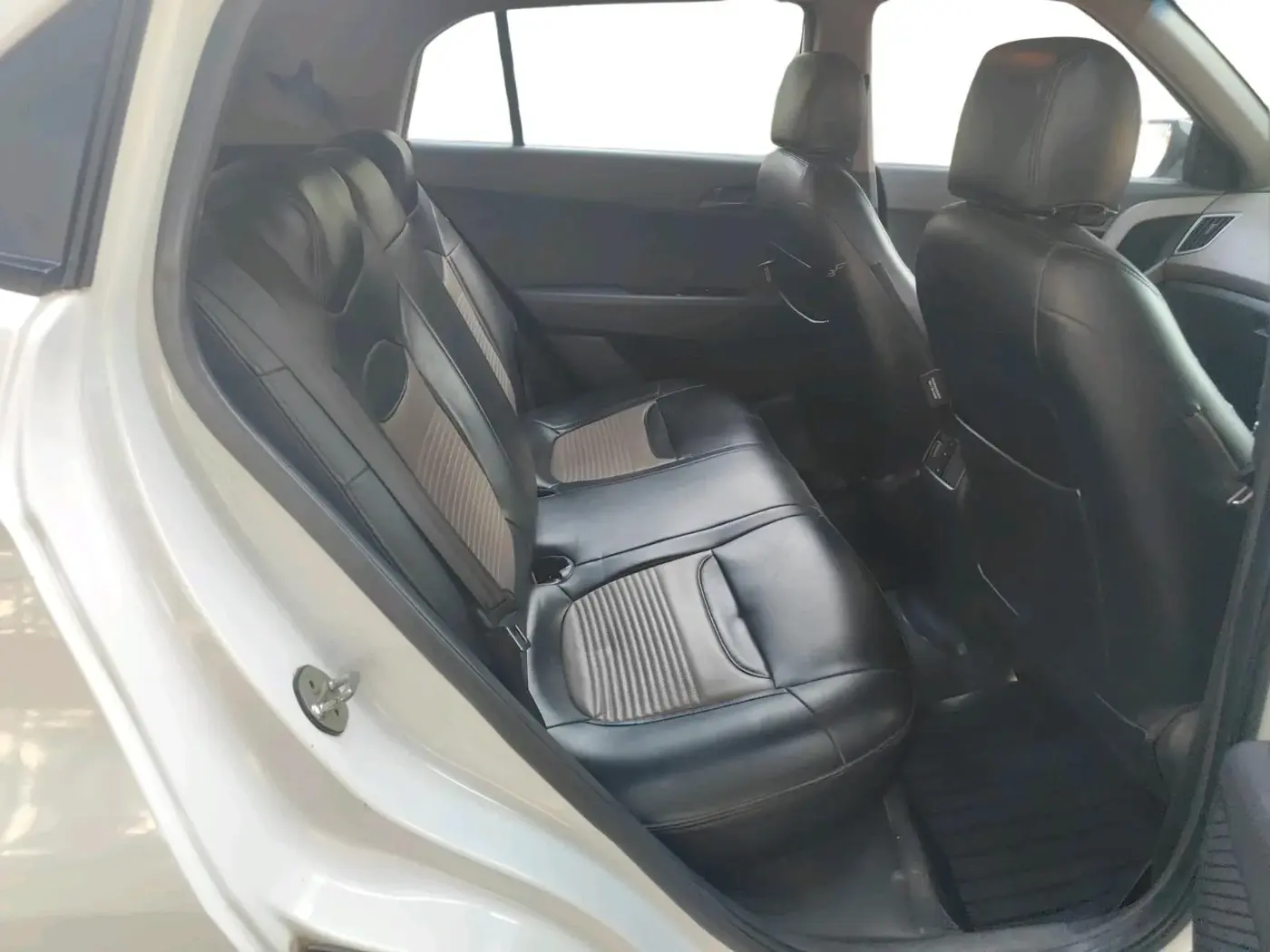 2017 Hyundai Creta E PLUS 1.6 PETROL, Petrol, Manual, 1,55,258 km, interior