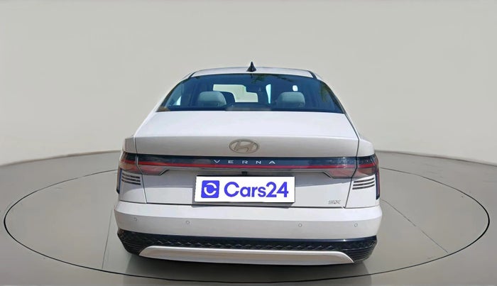 2023 Hyundai Verna  SX 1.5 MPI IVT, Petrol, Automatic, 39,914 km, exterior