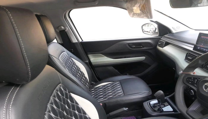 2023 Tata PUNCH ADVENTURE AMT, Petrol, Automatic, 19,819 km, interior