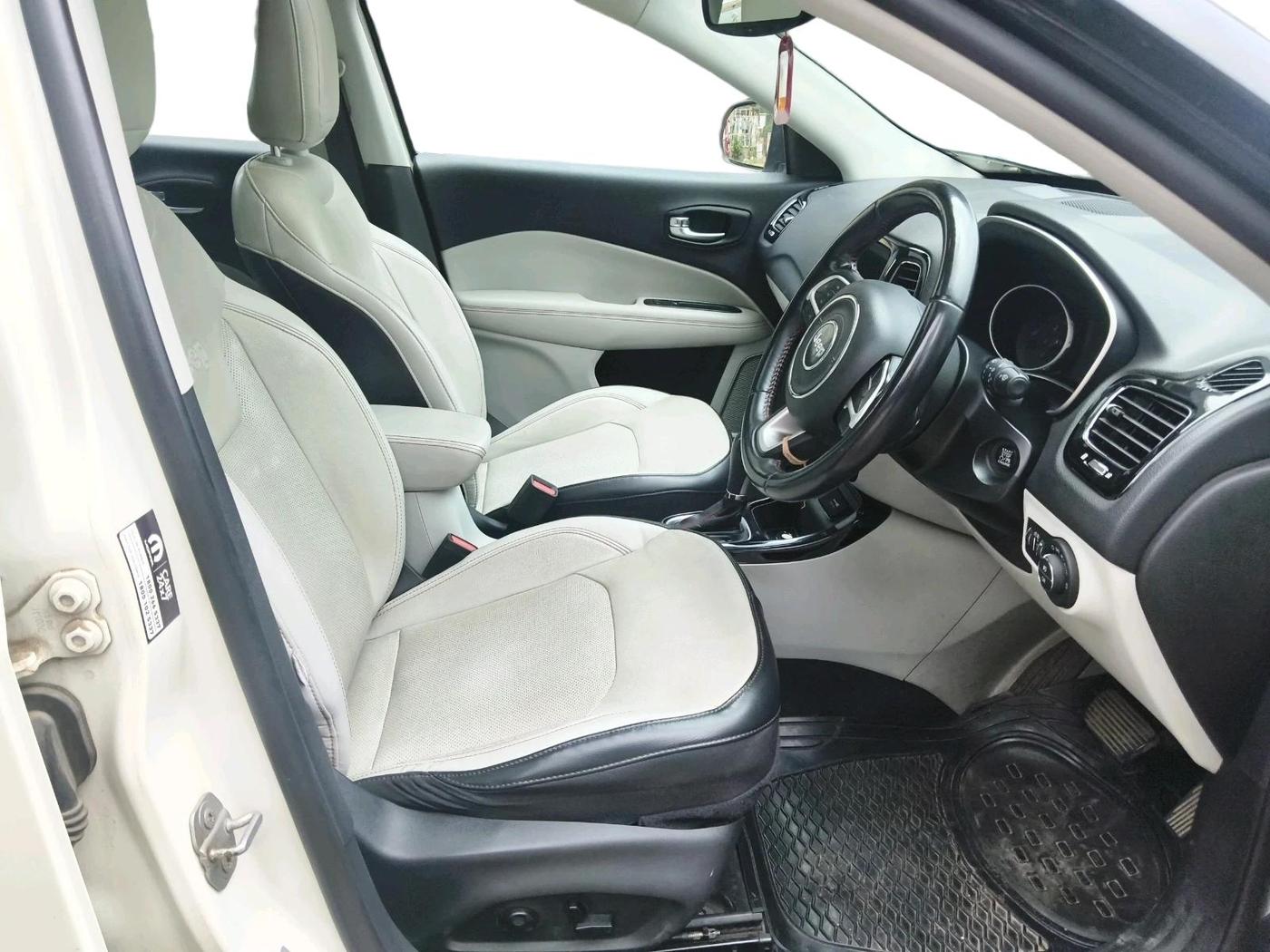 2019 Jeep Compass LIMITED PLUS PETROL AT, Petrol, Automatic, 50,476 km, interior