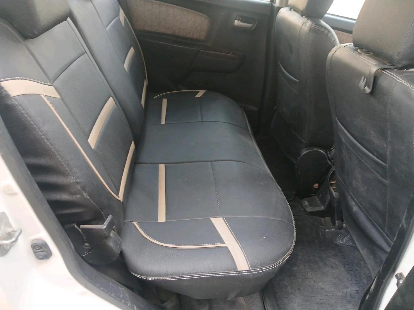 2016 Maruti Wagon R 1.0 VXI, Petrol, Manual, 77,388 km, interior