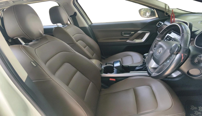 2021 Tata Harrier XZA PLUS 2.0L, Diesel, Automatic, 1,45,127 km, interior