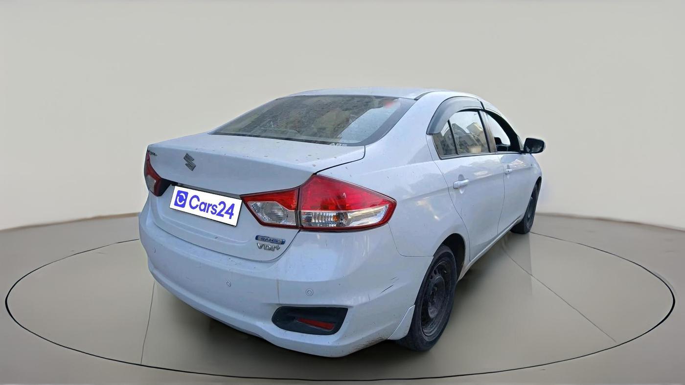 2015 Maruti Ciaz VDI +, Diesel, Manual, 1,02,199 km, exterior