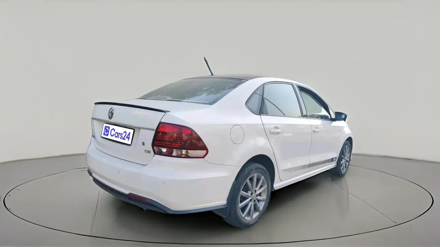 2019 Volkswagen Vento HIGHLINE PLUS 1.2 AT 16 ALLOY, Petrol, Automatic, 55,603 km, exterior