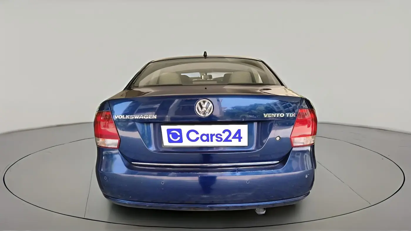 2013 Volkswagen Vento HIGHLINE DIESEL 1.6, Diesel, Manual, 2,97,389 km, exterior