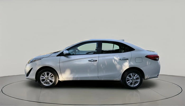 2018 Toyota YARIS VX CVT, Petrol, Automatic, 67,954 km, exterior