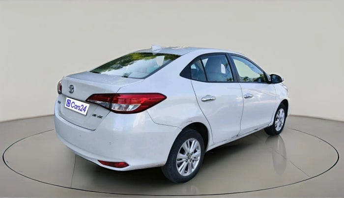 2018 Toyota YARIS VX CVT, Petrol, Automatic, 67,954 km, exterior