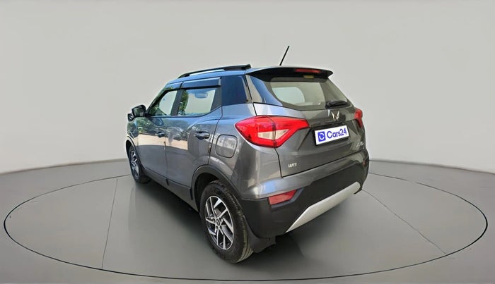 2023 Mahindra XUV300 W8 (O) 1.2 PETROL, Petrol, Manual, 8,128 km, exterior