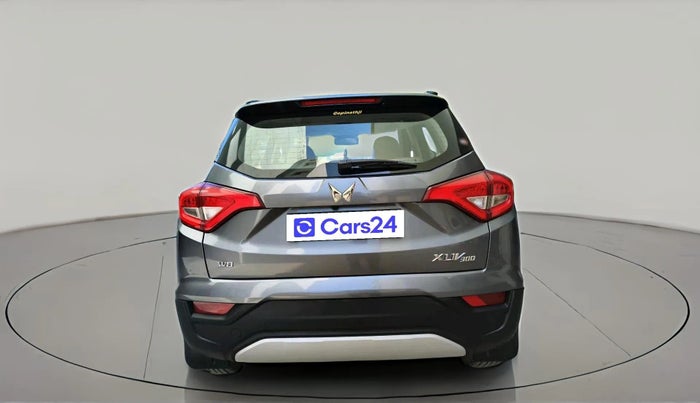 2023 Mahindra XUV300 W8 (O) 1.2 PETROL, Petrol, Manual, 8,128 km, exterior