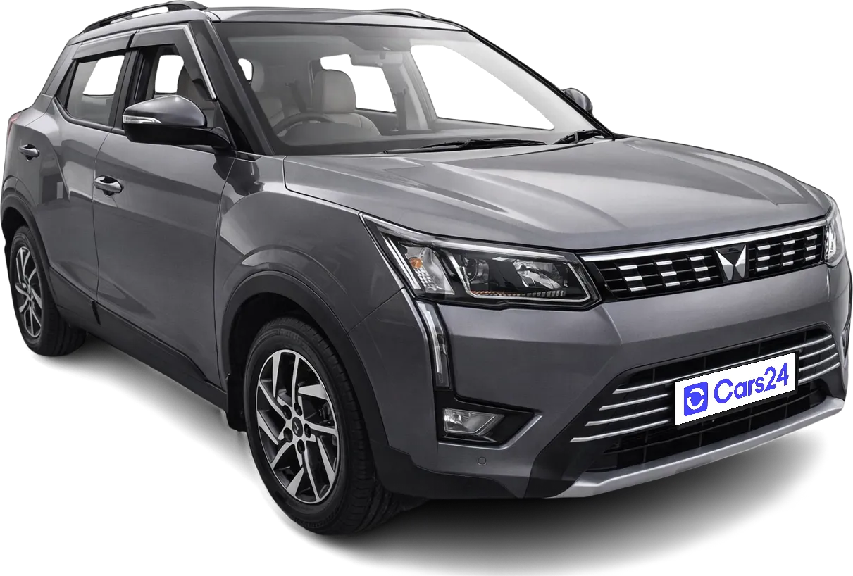 2023 Mahindra XUV300 - SUV - Petrol - Manual - ₹10.20 lakh