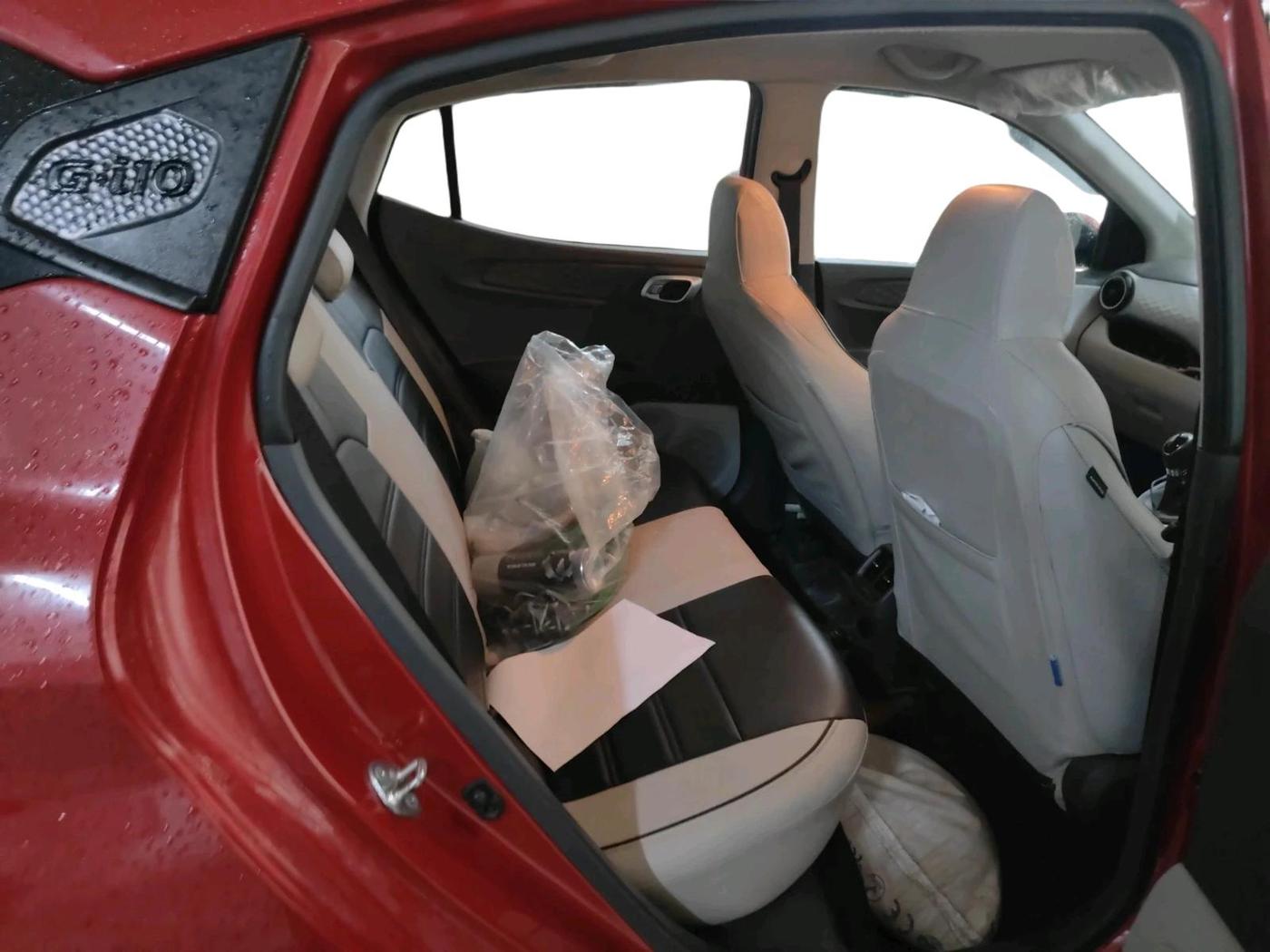 2023 Hyundai GRAND I10 NIOS SPORTZ AMT 1.2 KAPPA VTVT, CNG, Automatic, 35,389 km, interior