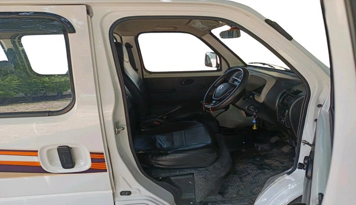 2021 Maruti Eeco 5 STR WITH A/C+HTR, Petrol, Manual, 25,323 km, interior