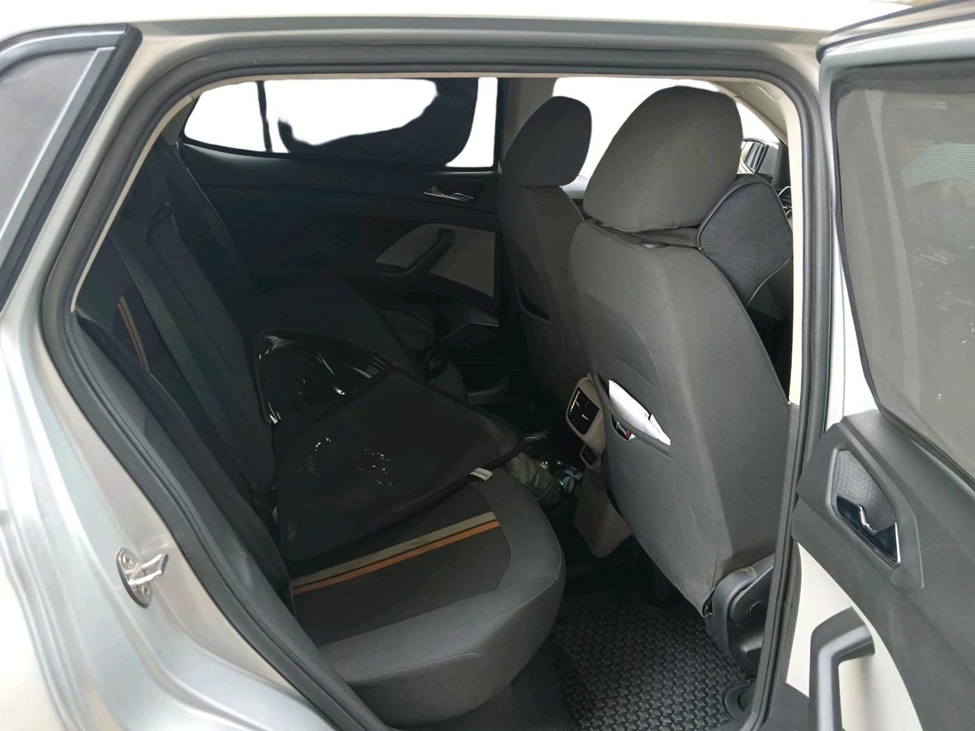 2022 Skoda KUSHAQ AMBITION 1.0L TSI AT, Petrol, Automatic, 74,654 km, interior