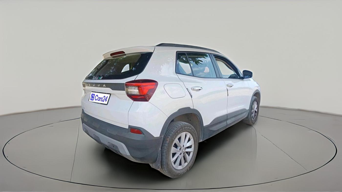 2025 Skoda Kylaq Signature Plus AT, Petrol, Automatic, 18,806 km, exterior