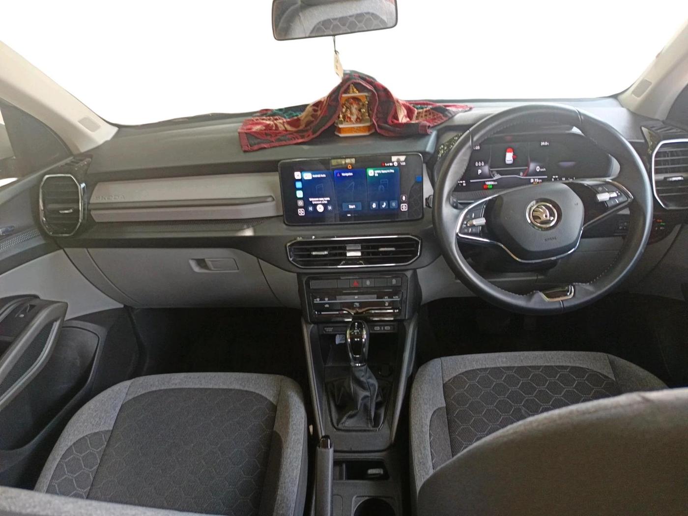2025 Skoda Kylaq Signature Plus AT, Petrol, Automatic, 18,806 km, interior