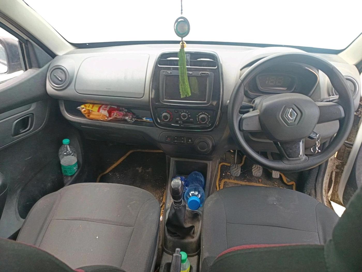 2017 Renault Kwid RXT 0.8, Petrol, Manual, 85,728 km, interior