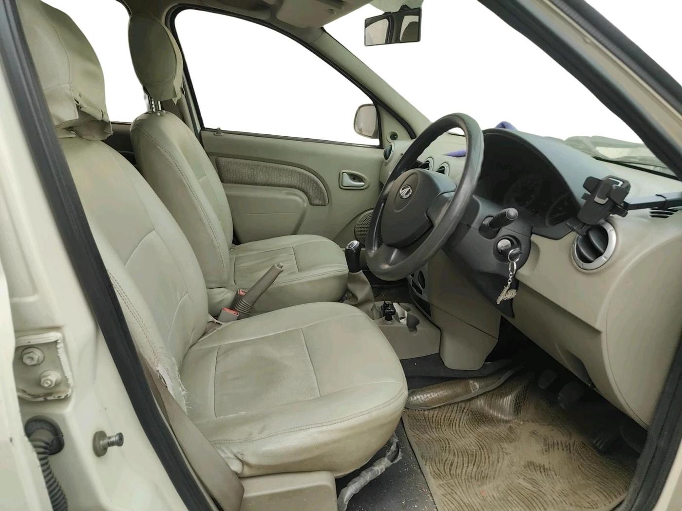 2012 Mahindra Verito 1.5 D4, Diesel, Manual, 1,57,487 km, interior