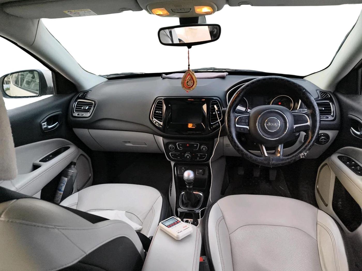 2018 Jeep Compass LIMITED (O) 2.0 DIESEL, Diesel, Manual, 1,43,149 km, interior