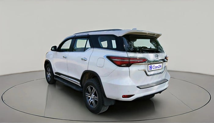 2025 Toyota Fortuner 4X2 AT 2.8 DIESEL, Diesel, Automatic, 14,290 km, exterior